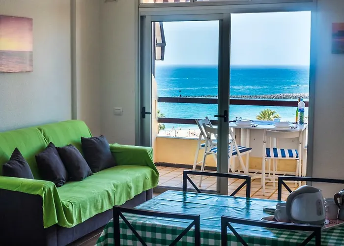 Cristianos 3 Арона